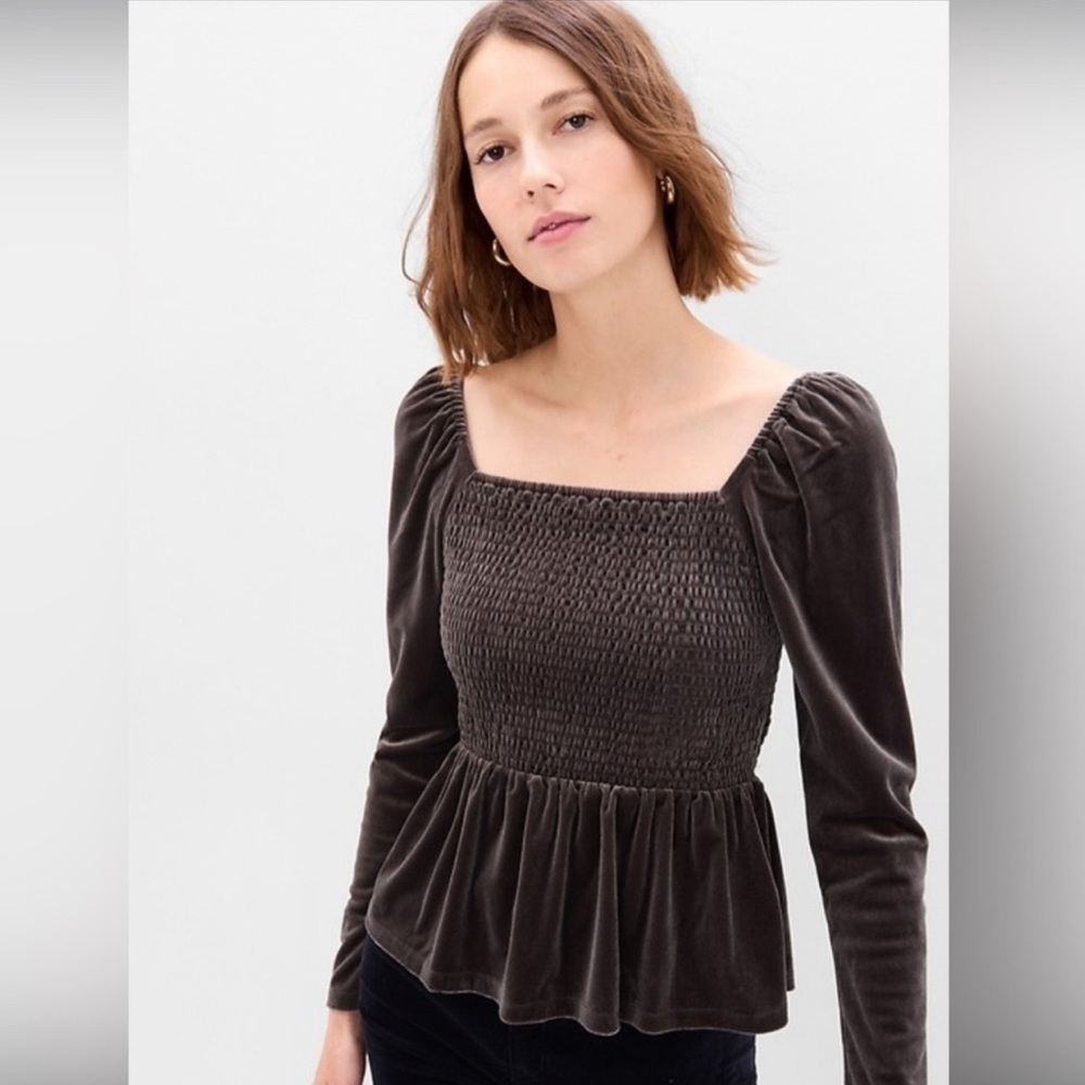 GAP Velvet Puff Sleeve Smocked Peplum Top Velour Size Large Dark Academia Goth